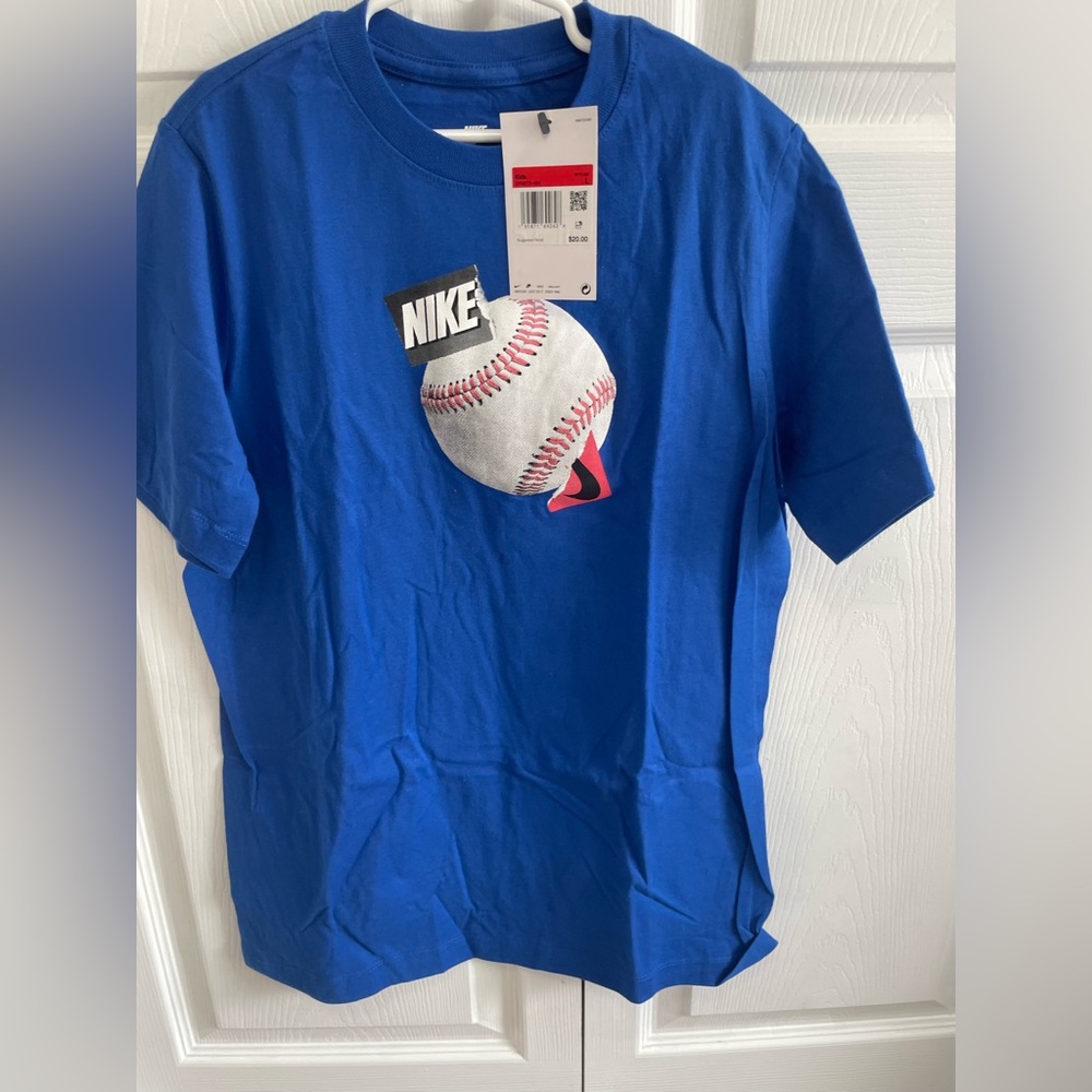 Nike kids shirt